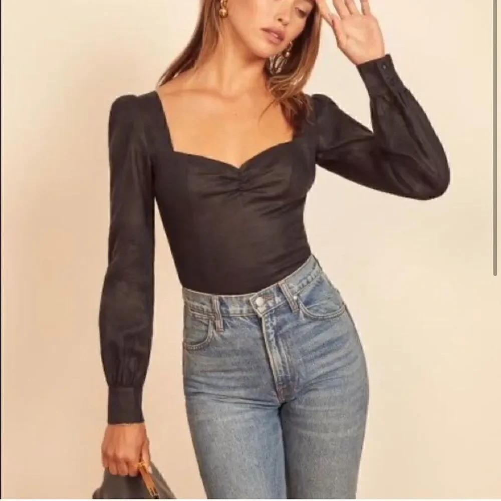 Reformation Castagna Black Linen Top - Picture 9 of 10